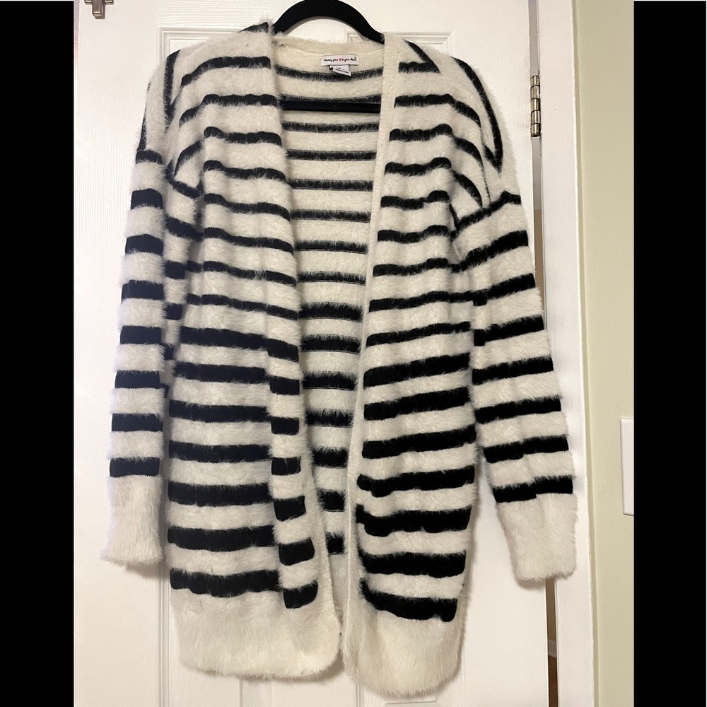 COZY STRIPED CARDIGAN